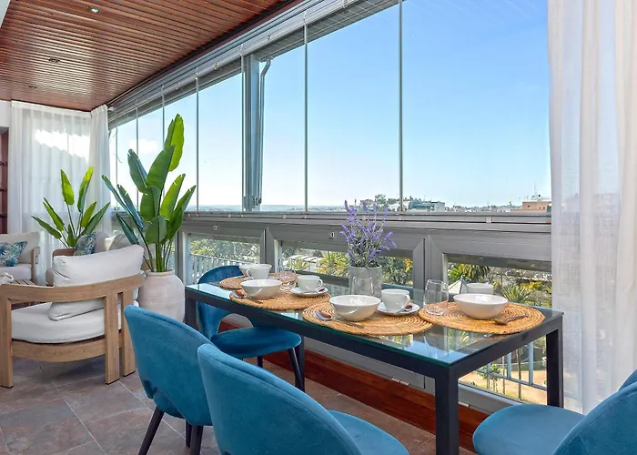 Genteel Paseo De La Victoria Διαμέρισμα