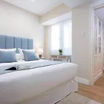 Genteel Paseo De La Victoria *