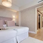 Genteel Paseo De La Victoria Διαμέρισμα *